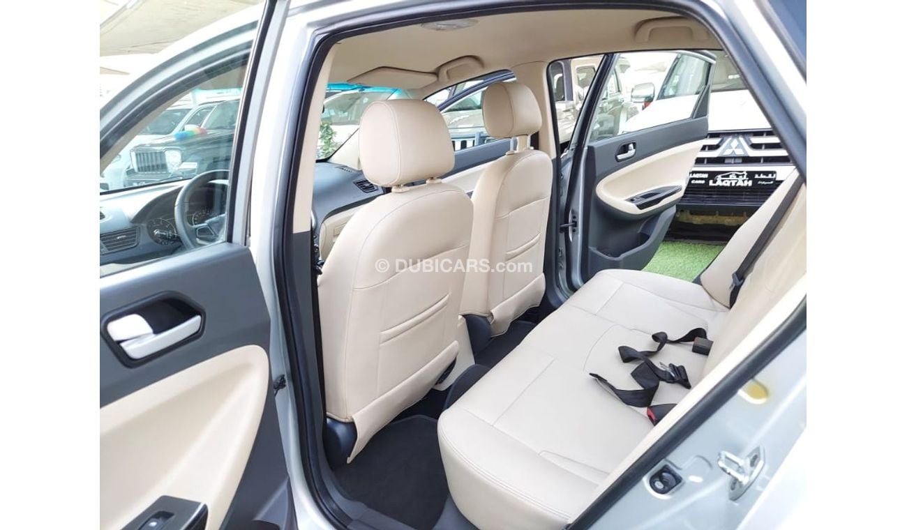 JAC J4 Jac J4 model 2016 Silver Coulour Sensor Leather seat very Condition