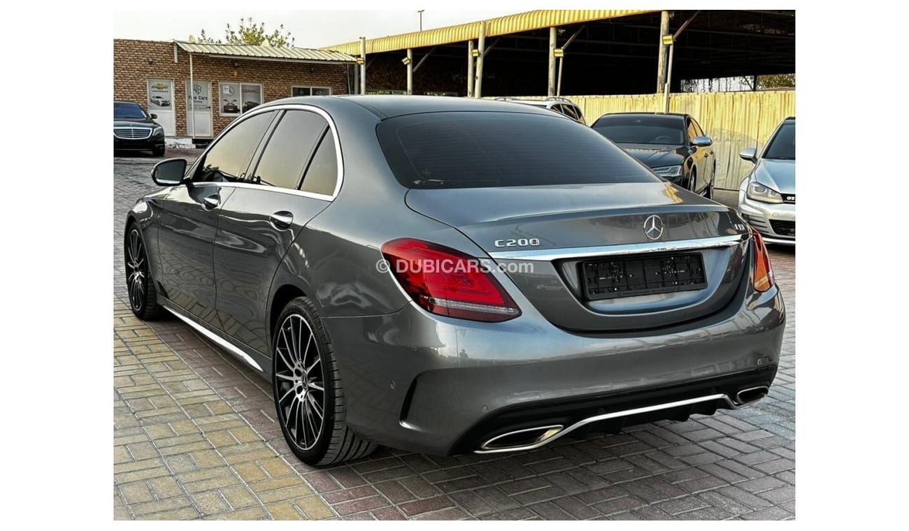 Mercedes-Benz C 200 Premium + مرسيدس سي 200 موديل : 2019 ممشي : 87.000 السعر : 127.000 مواصفات خليجية فل اوبشن بدون حواد