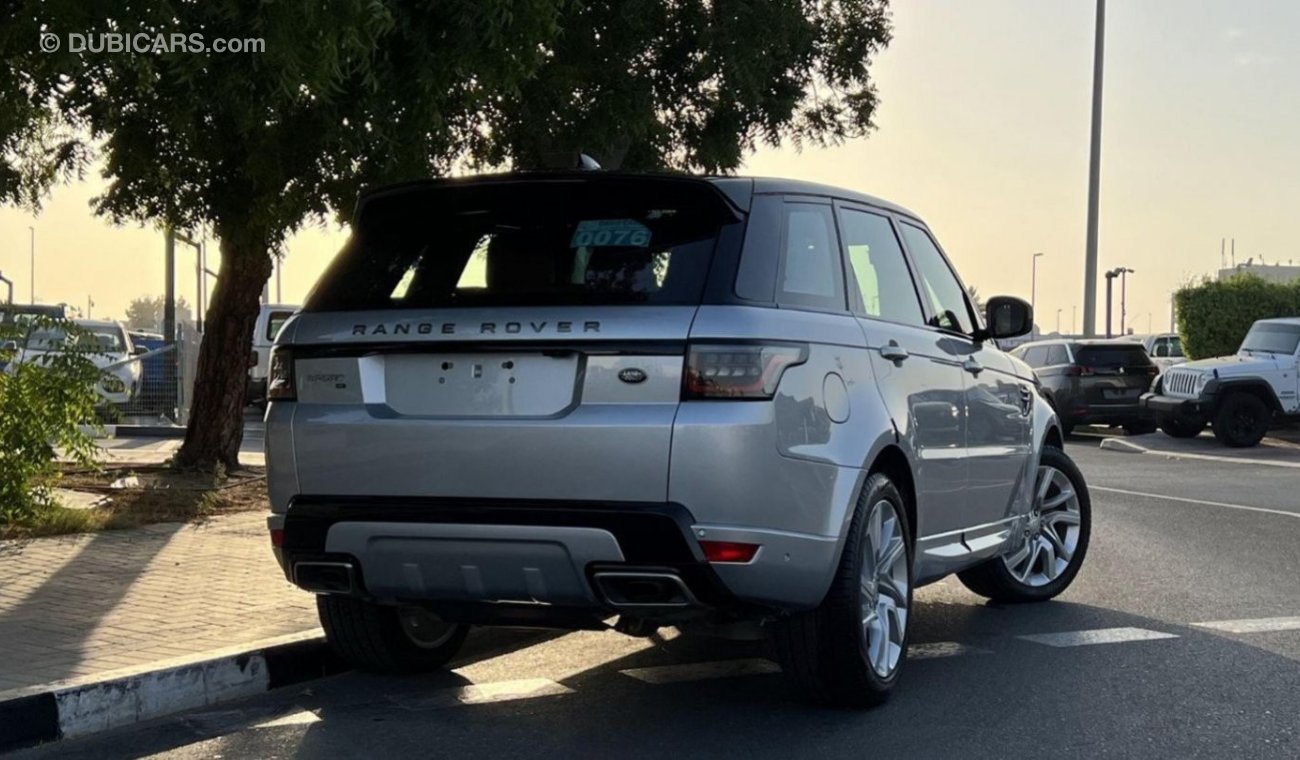 Land Rover Range Rover Sport HSE GCC 3.0L Supercharged 6 cylinders