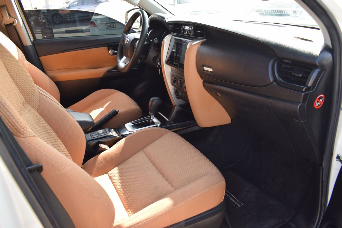 Toyota Fortuner Toyota Fortuner EXR 2.7L (160 HP), model:2019. Excellent condition