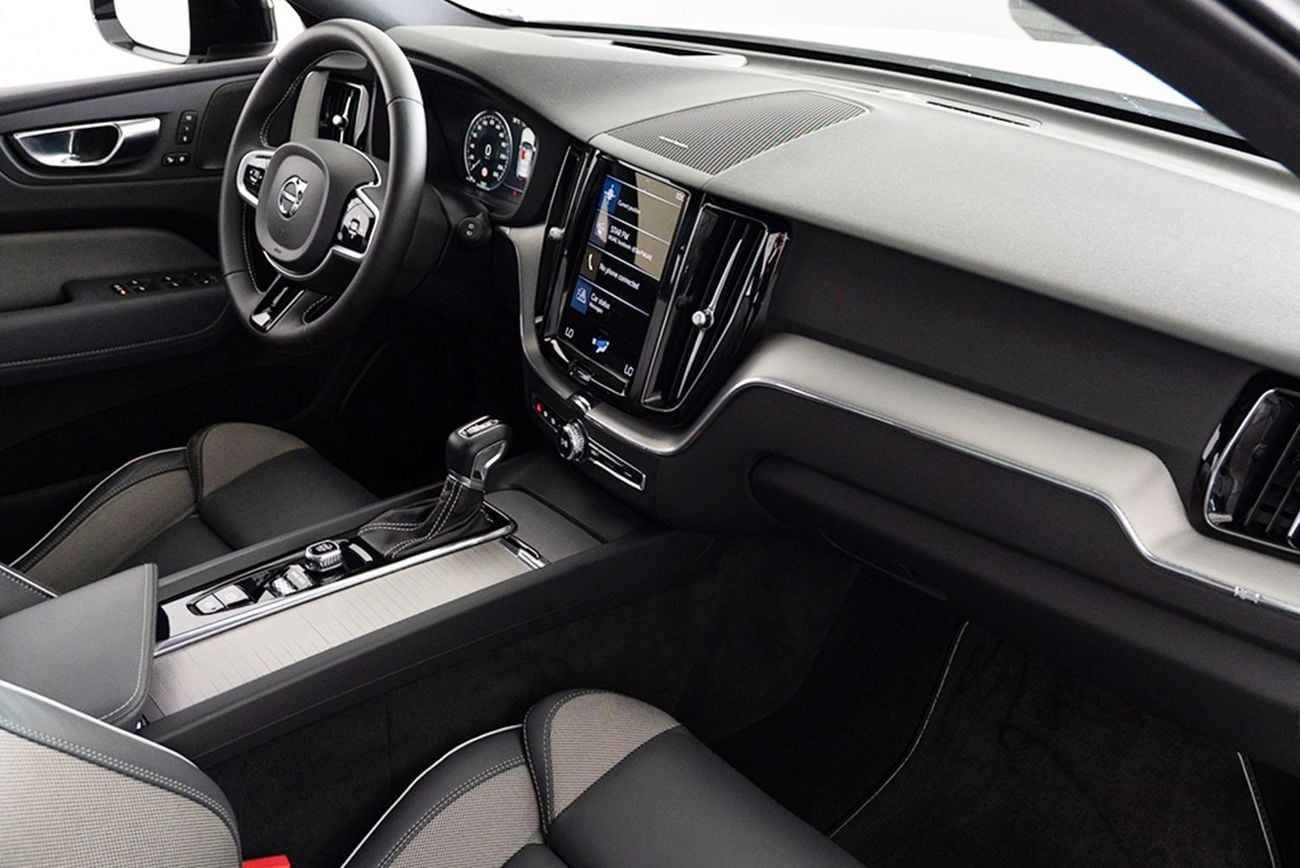 فولفو XC 60 T5 R Design 2.0L