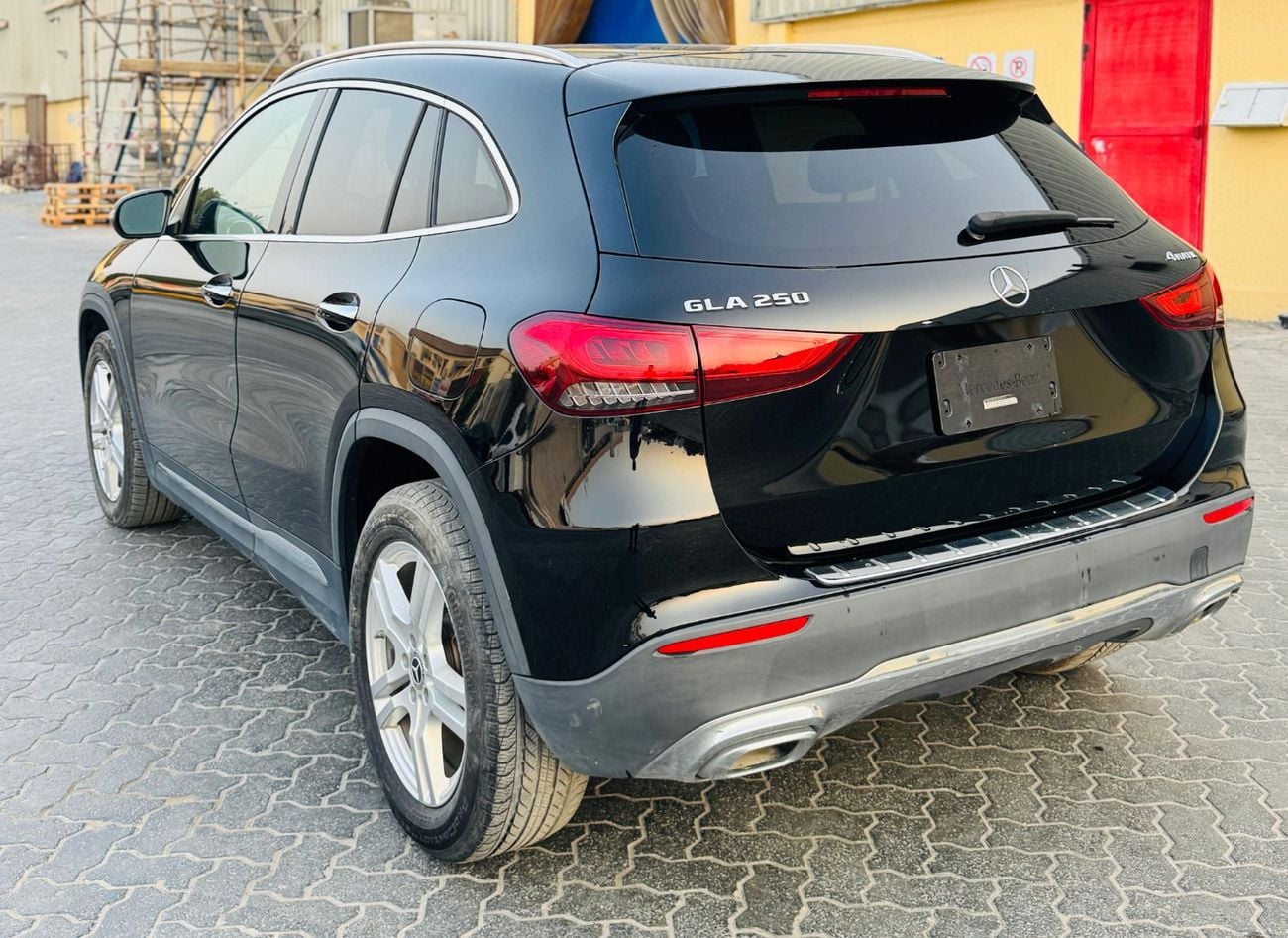 مرسيدس بنز GLA 250 STD