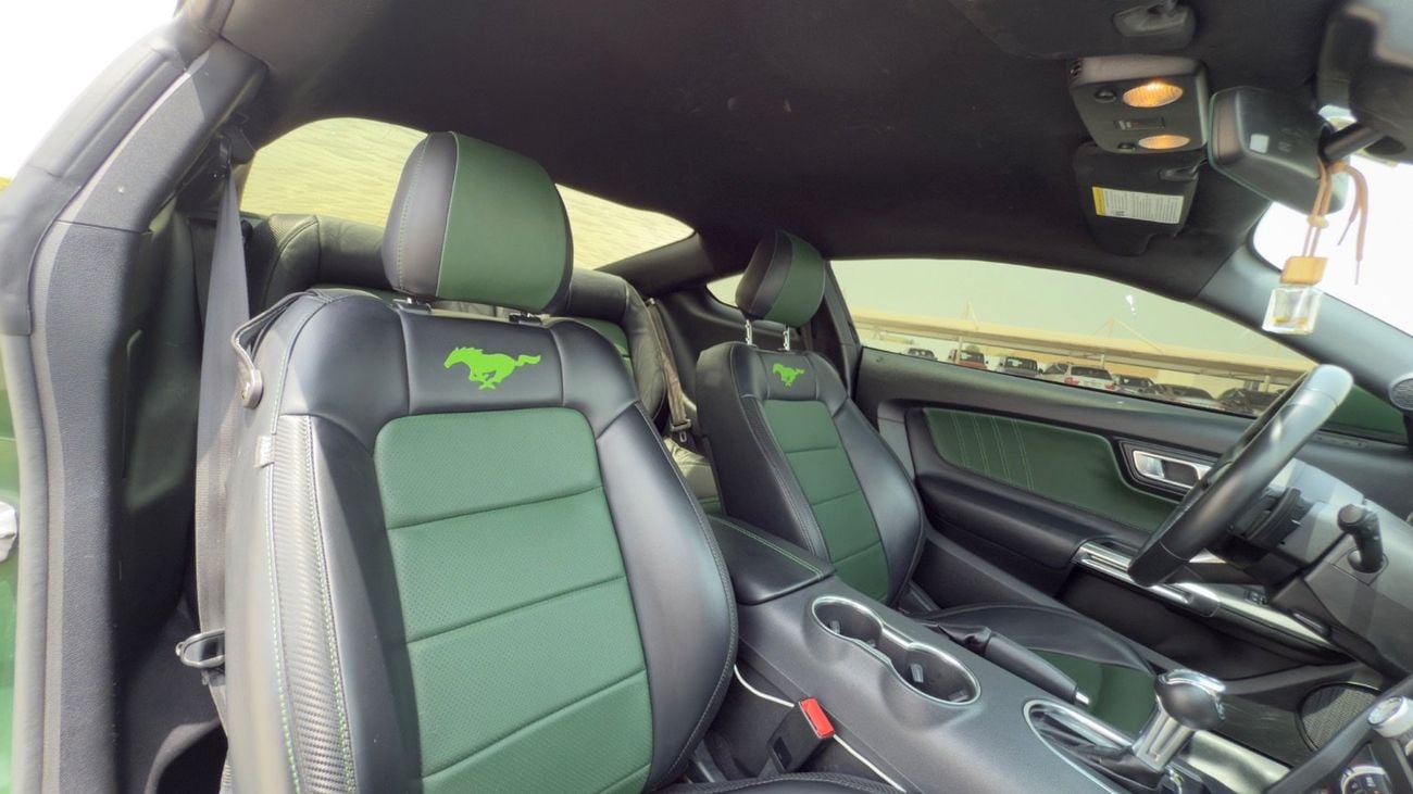 Ford Mustang EcoBoost Premium 2.3L Coupe A/T