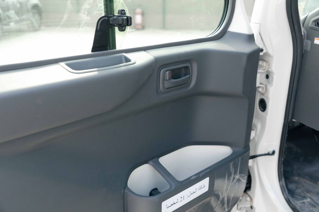 تويوتا كوستر 2.8L - 22 Seater - White Inside Grey | Export Only