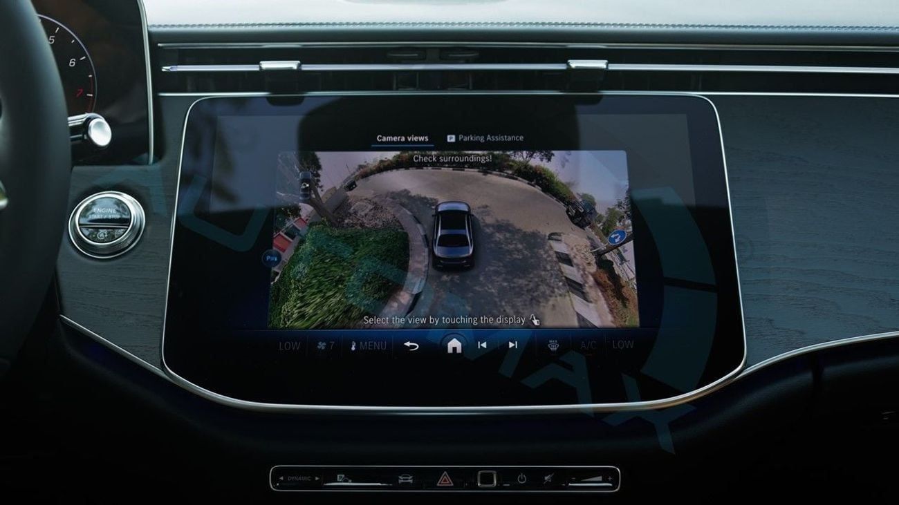 مرسيدس بنز E200 Avantgarde EQ Boost 2.0L RWD 2025 0Km With 5 Years Or 200,000 Km Warranty