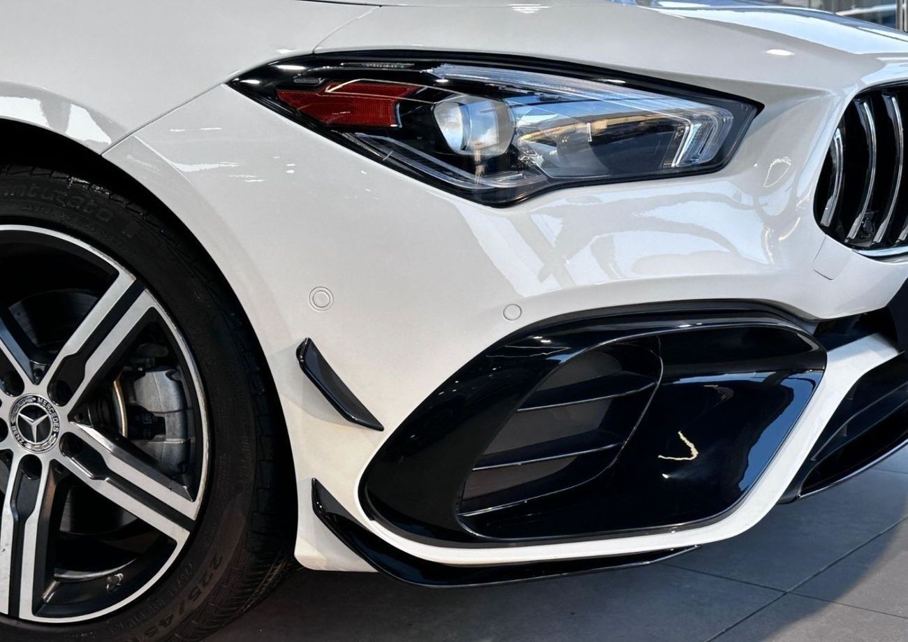 مرسيدس بنز CLA 250 Std 2.0L (221 HP)