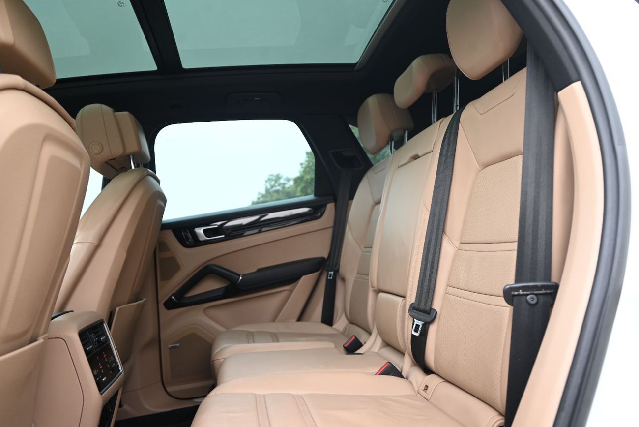 Porsche Cayenne 0% DP - PORSCHE CAYENNE S - 3.0TC V6 4WD - GCC SPECS - WELL MAINTAINED