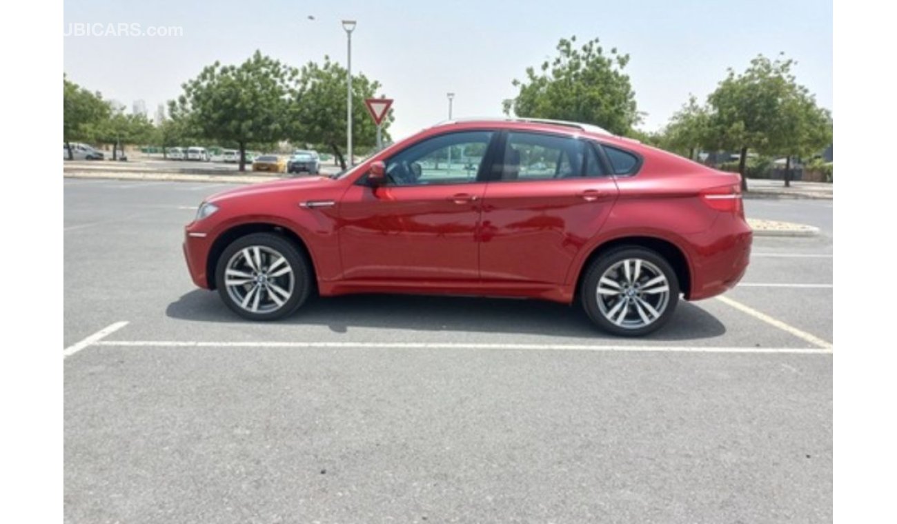 بي أم دبليو X6 M 4.4L / V8 / READY TO EXPORT