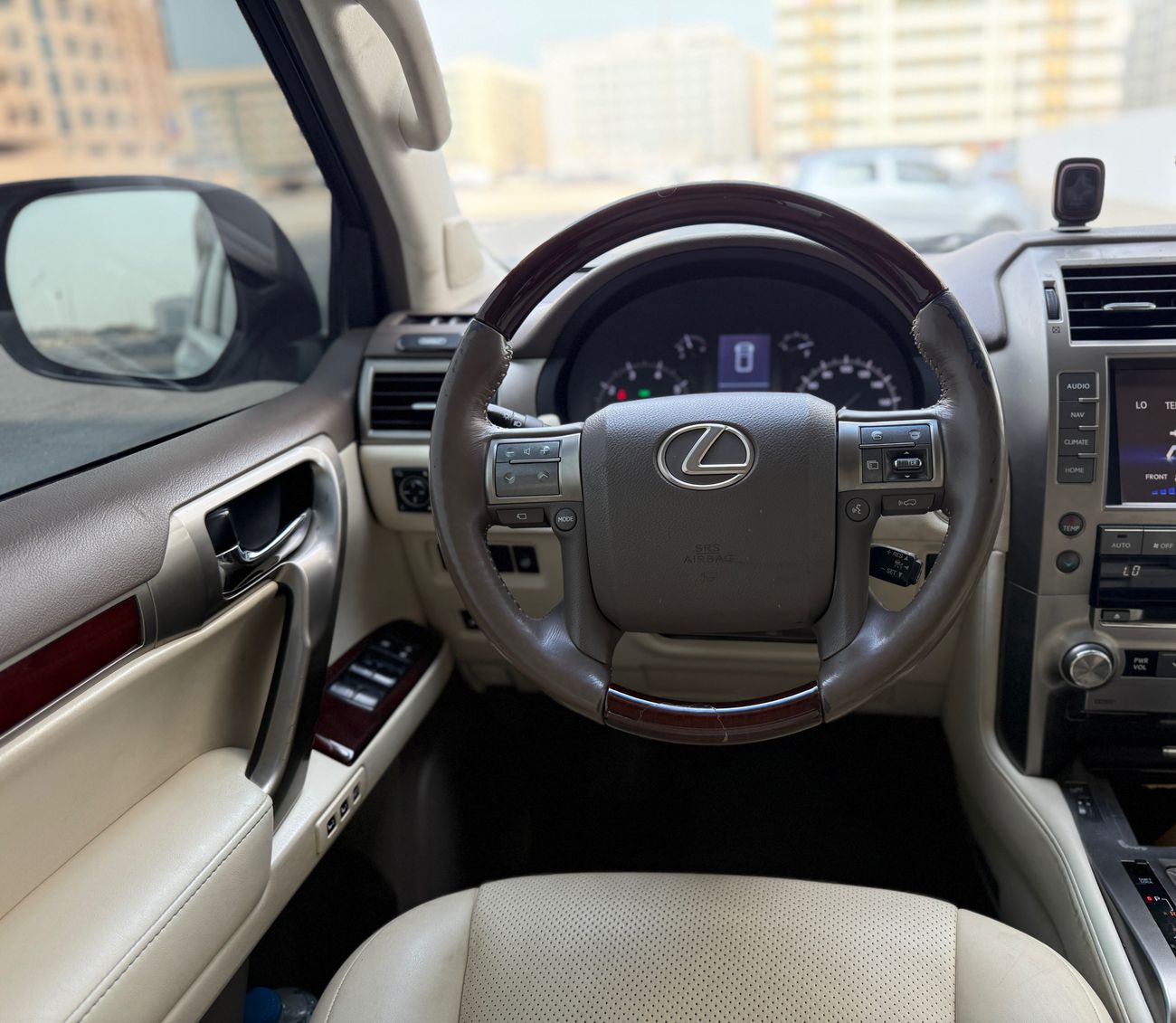 Lexus GX460 Platinum 4.6L ( CYL)