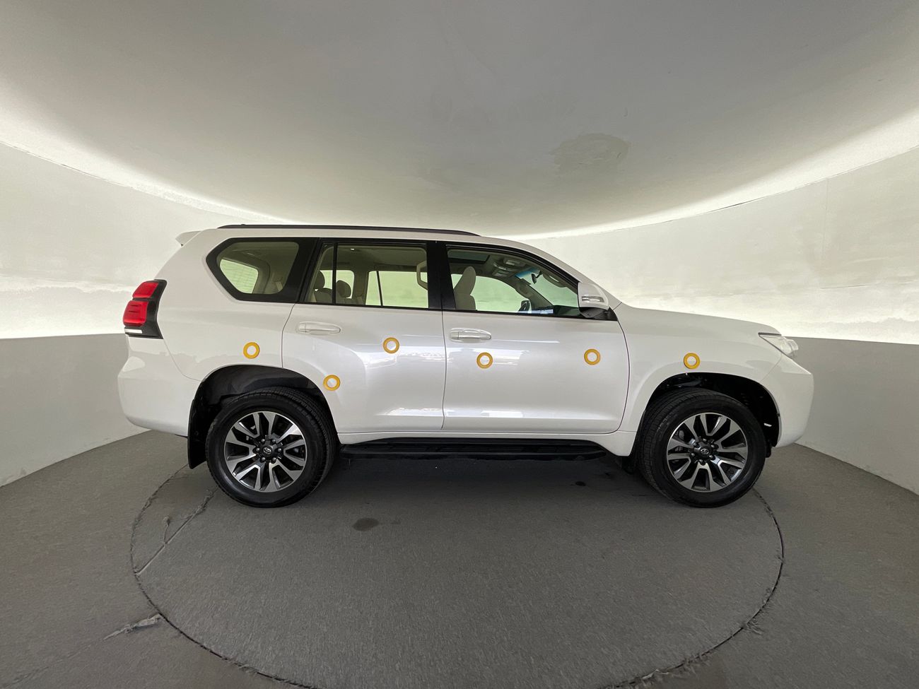 تويوتا برادو GXR | upto AED 20,000 Ramadan Discount | شامل الضمان | 0 ﺪﻔﻋﺓ ﺃﻮﻟﻯ