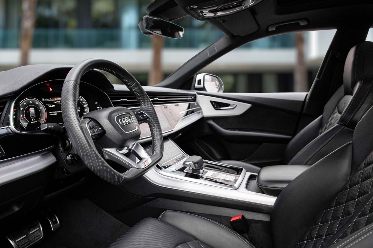 أودي Q8 Q8 S-Line | 3,134 P.M | 0% Downpayment | Immaculate Condition!