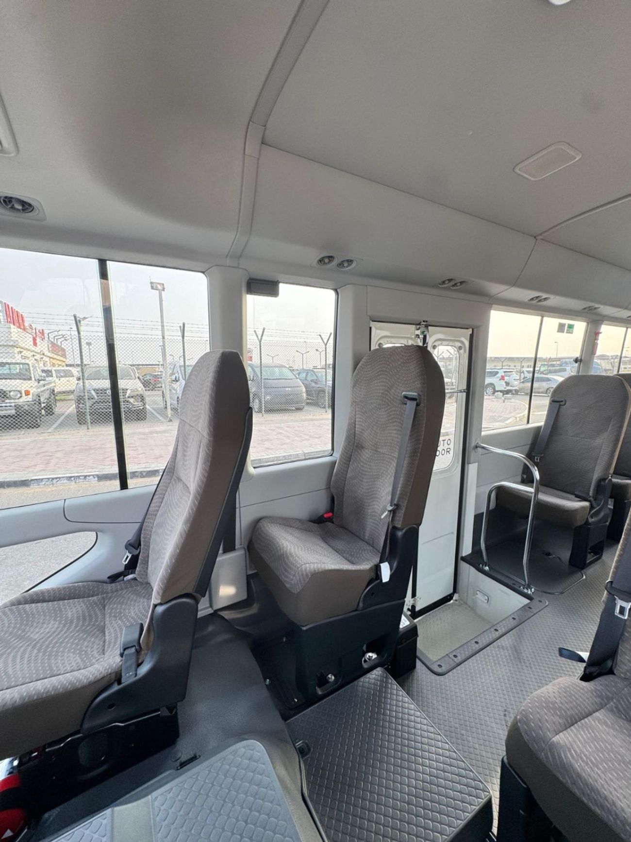 Toyota Coaster 4.0L DIESEL 23 SEATS