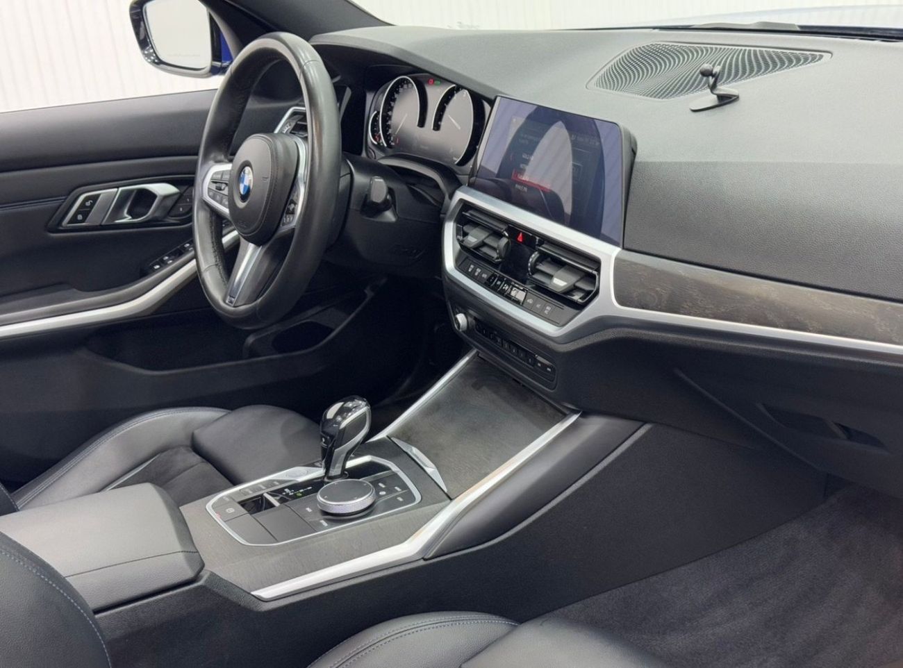 بي أم دبليو 320 2020 BMW 320i M-Sport, Warranty, Full BMW Service History, GCC