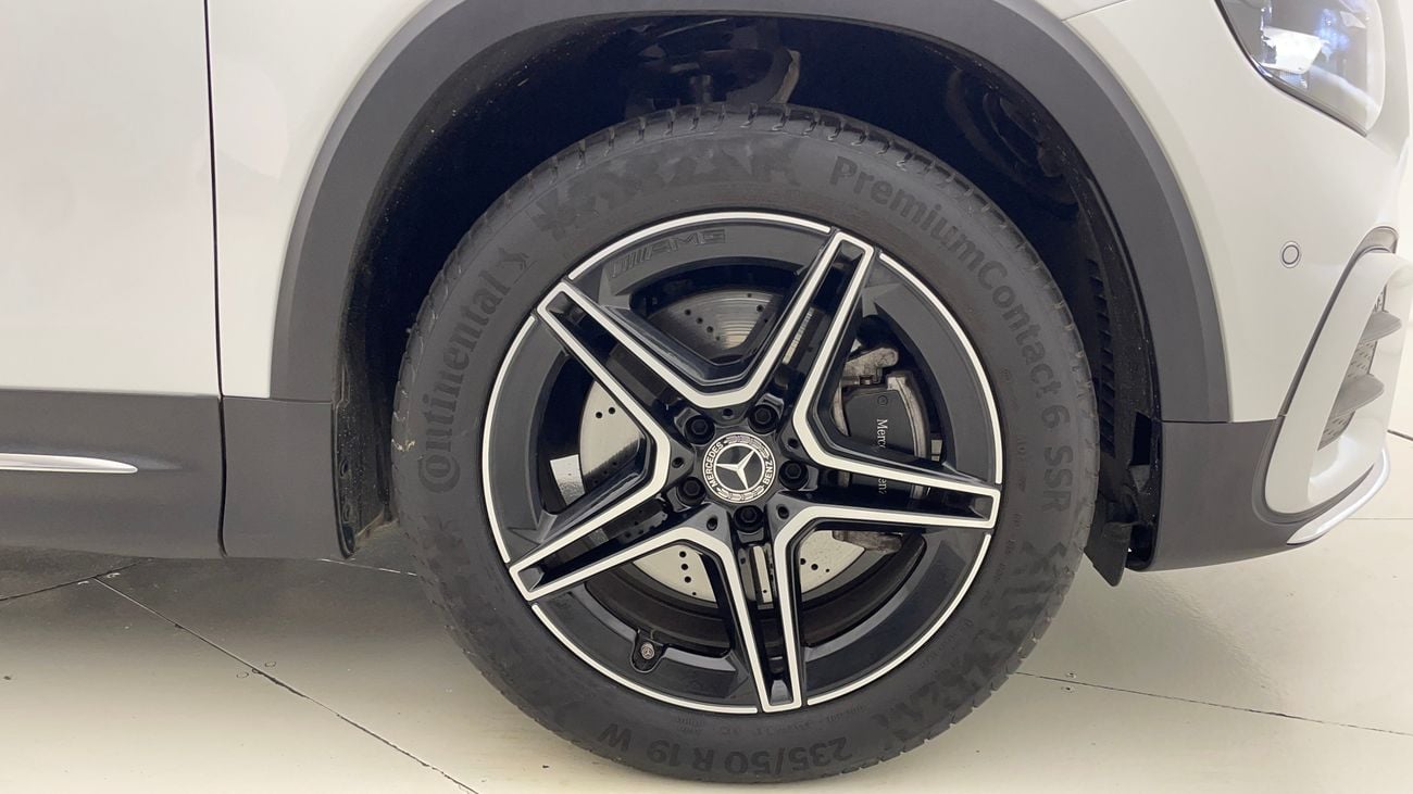 Mercedes-Benz GLB 250 PREMIUM PLUS AMG 2 | Zero Down Payment | Home Test Drive