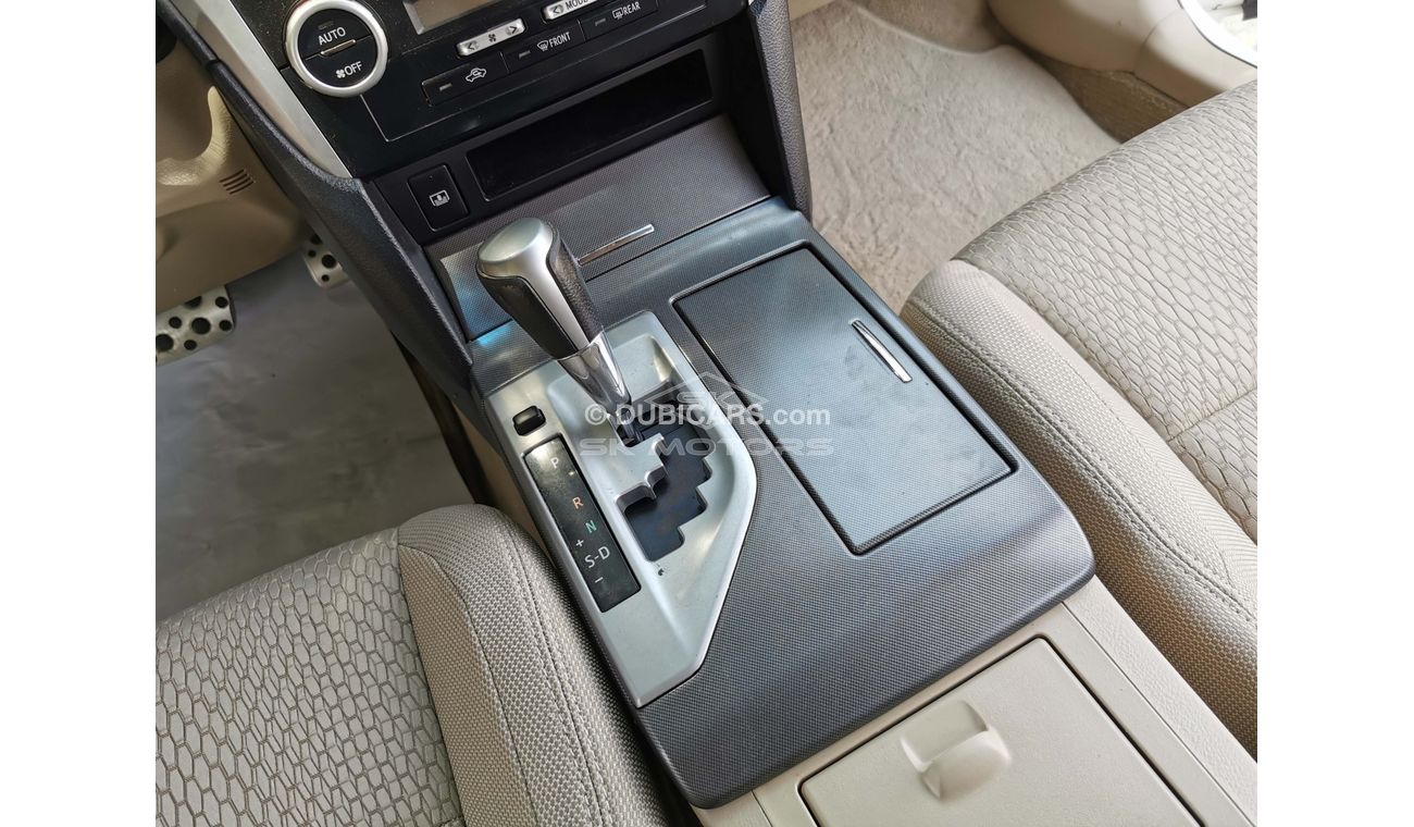 تويوتا أوريون 3.5L, 17" Rims, DRL LED Headlights, Rear Camera, Fabric Seats, Driver Power Seat (LOT # 835)