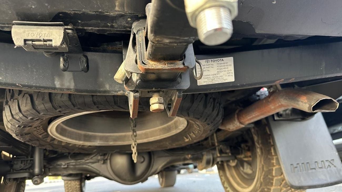 تويوتا هيلوكس ROGUE DIESEL RHD 2,8