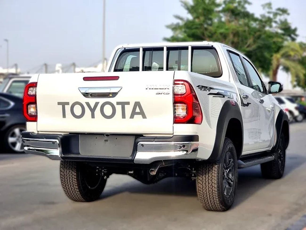تويوتا هيلوكس DC TRD 4.0L 4WD