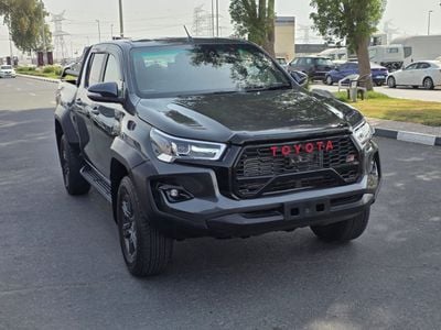 تويوتا هيلوكس HILUX DIESEL 2.8 LITER RIGHT HAND DRIVE FOR EXPORT ONLY