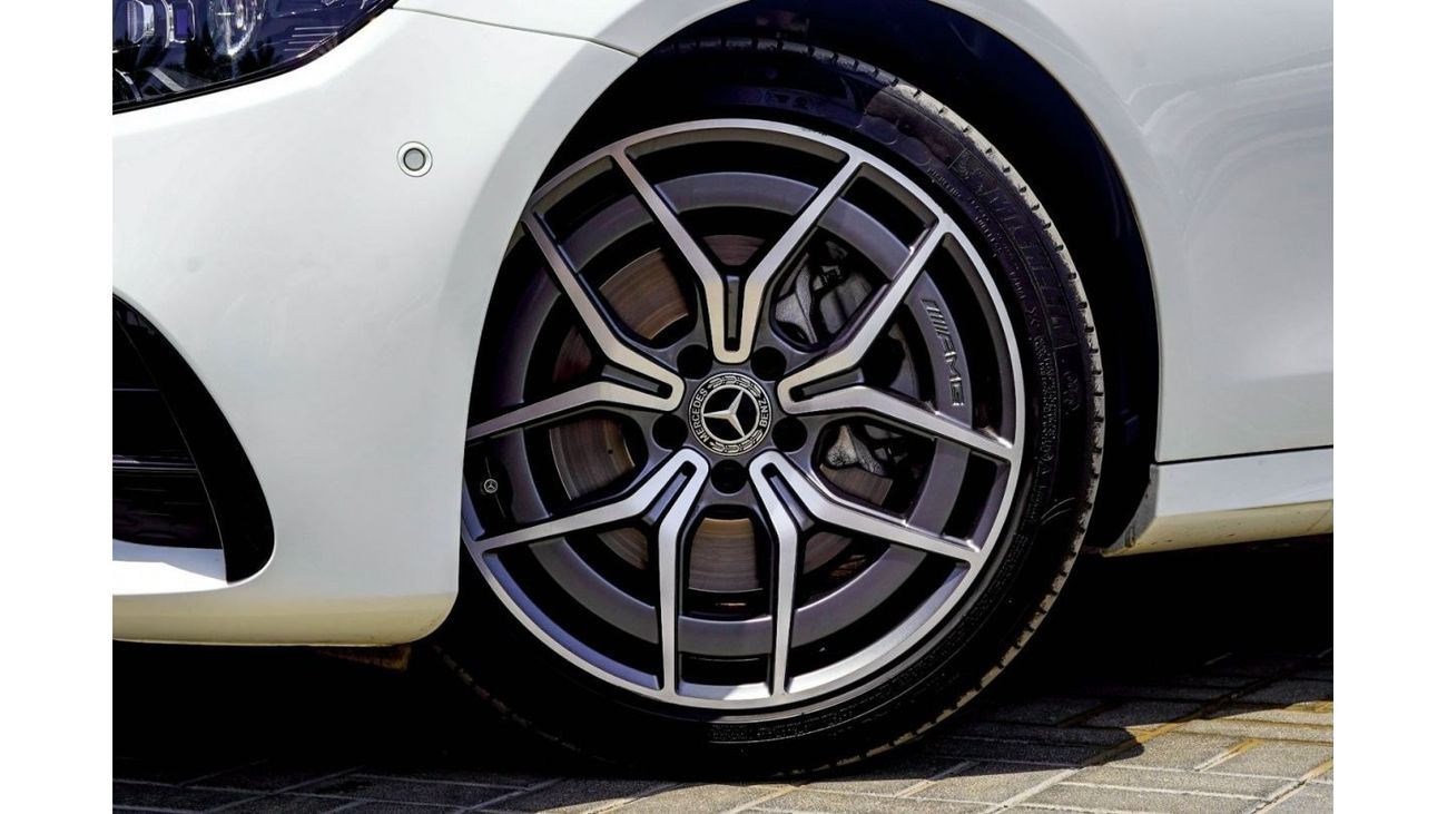 Mercedes-Benz E200 Premium