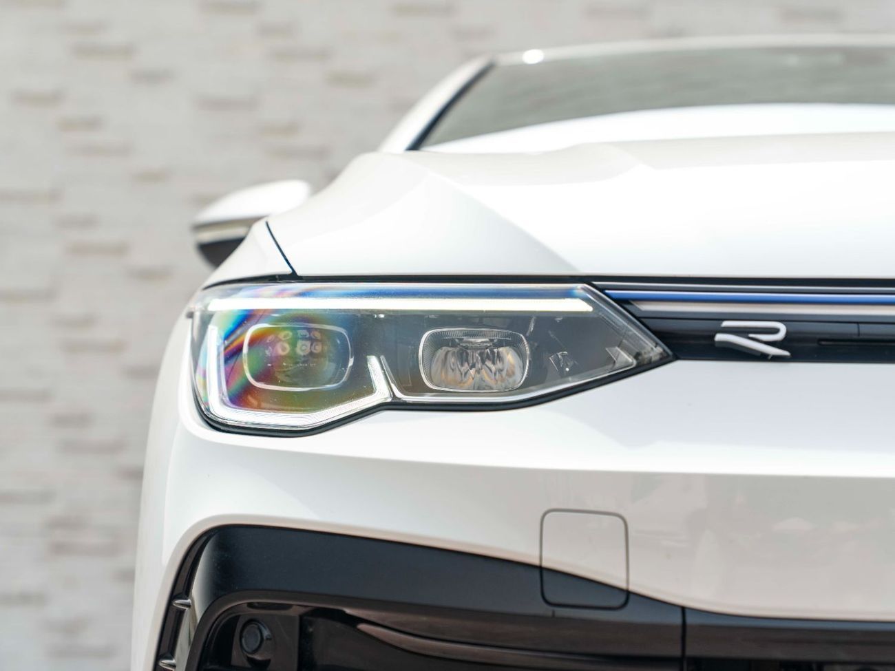 Volkswagen Golf R Base 2.0T