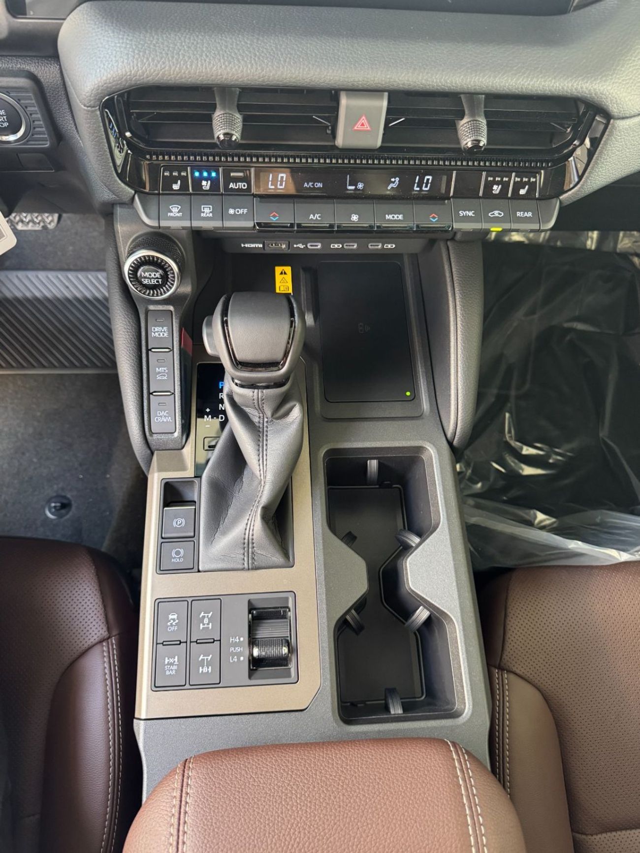 Toyota Prado 2026 2.8 DIESEL ADVENTURE ** EXPORT ONLY **التصدير فقط خارج الخليج***