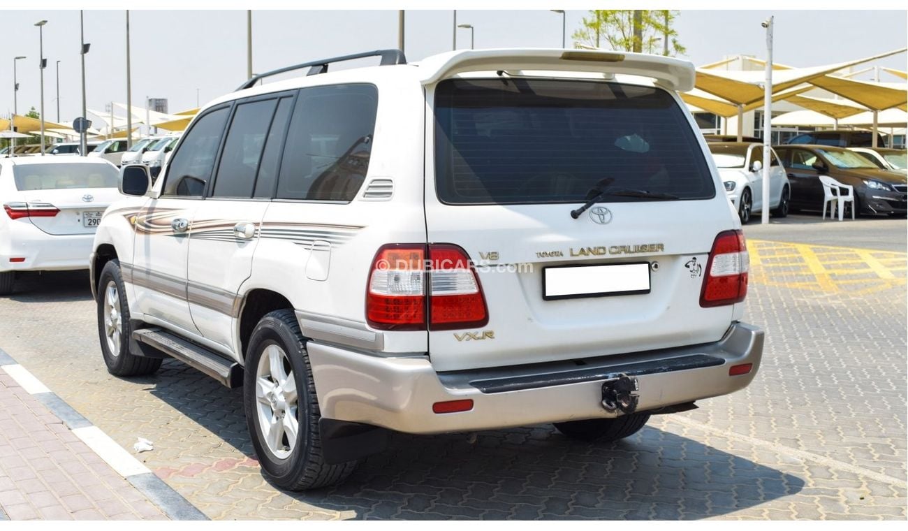 Toyota Land Cruiser VXR V8