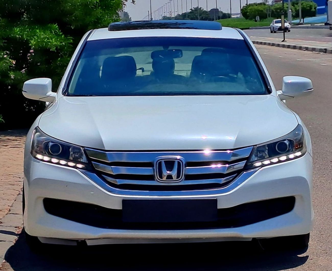 Honda Accord EX 880X48-Monthly l GCC l Sunroof, Cruise, Leather l Accident Free