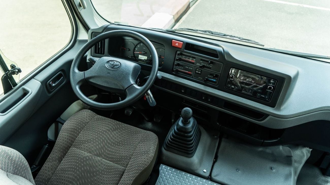 Toyota Coaster Toyota Coaster 2.7L (23-Seater)