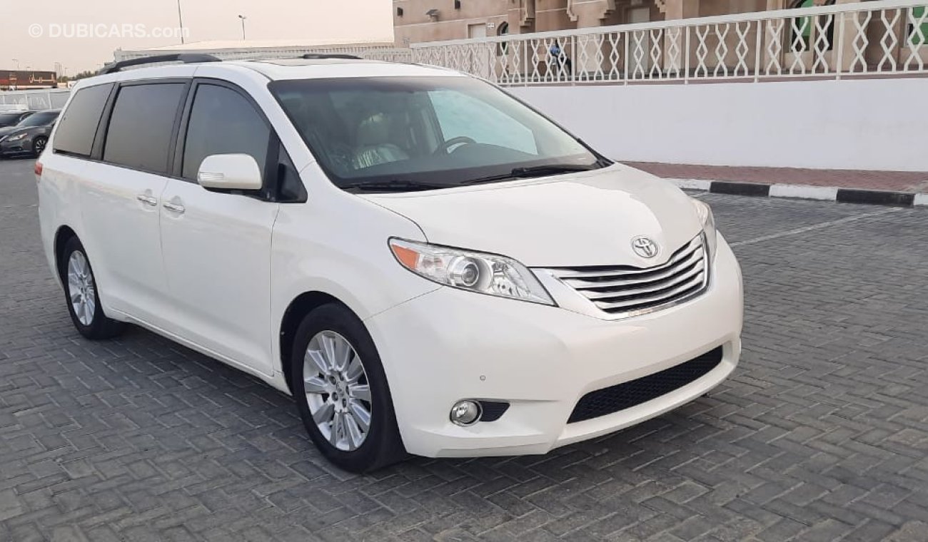 تويوتا سيينا 2013 TOYOTA SIENNA XLE