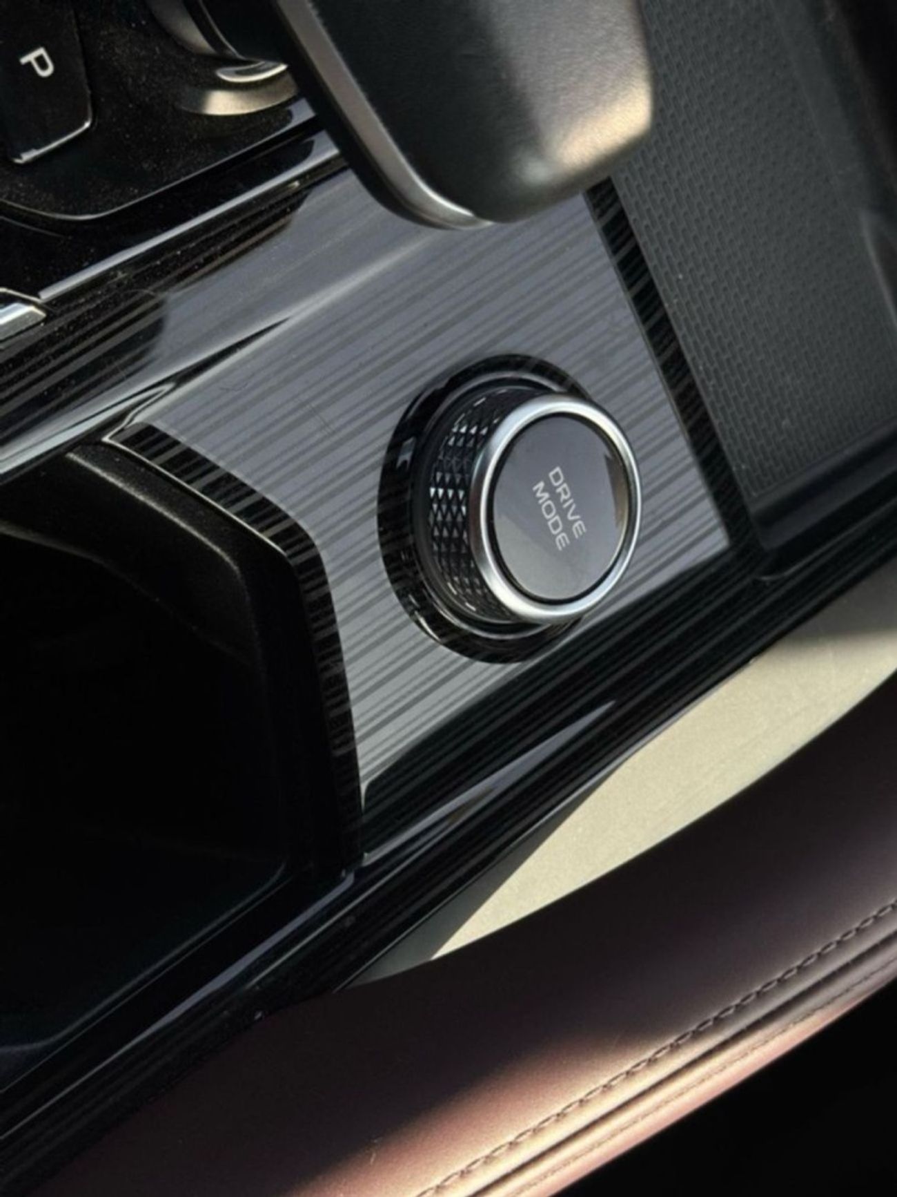 Geely Monjaro GEELY MONJARO 2024 2.0L GCC /AGMC  Agent Warranty