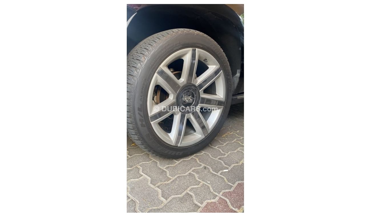 Cadillac Escalade Premium