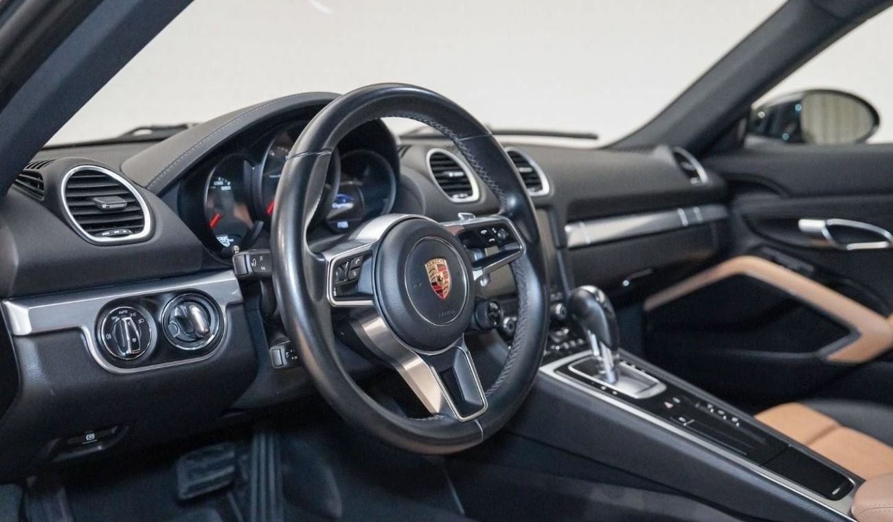 Porsche 718 Cayman Cayman - Warranty until Feb 2025 - Approved Prepared Vehicle