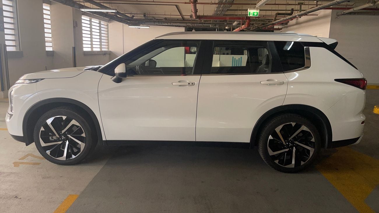 Mitsubishi Outlander 2024 GLX HIGHLINE SYNTHETIC LEATHER 4WD | AED 1332/Month | 0 DP | 30 Day Return | Warranty