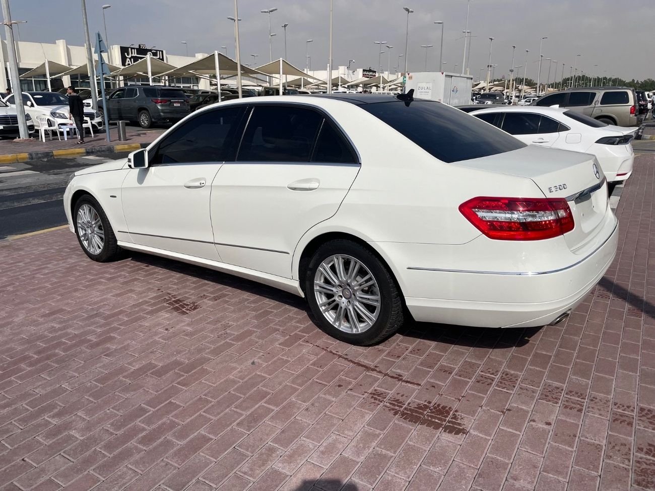 مرسيدس بنز E300 مرسيدس E300 فل اوبشن وارد كوريا اوراق جمارك
