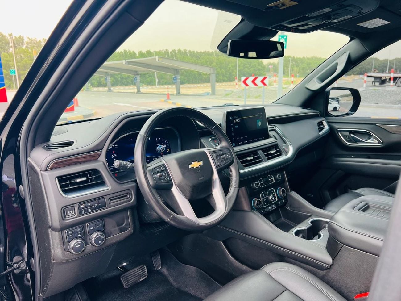 Chevrolet Suburban LT 5.3L 4WD