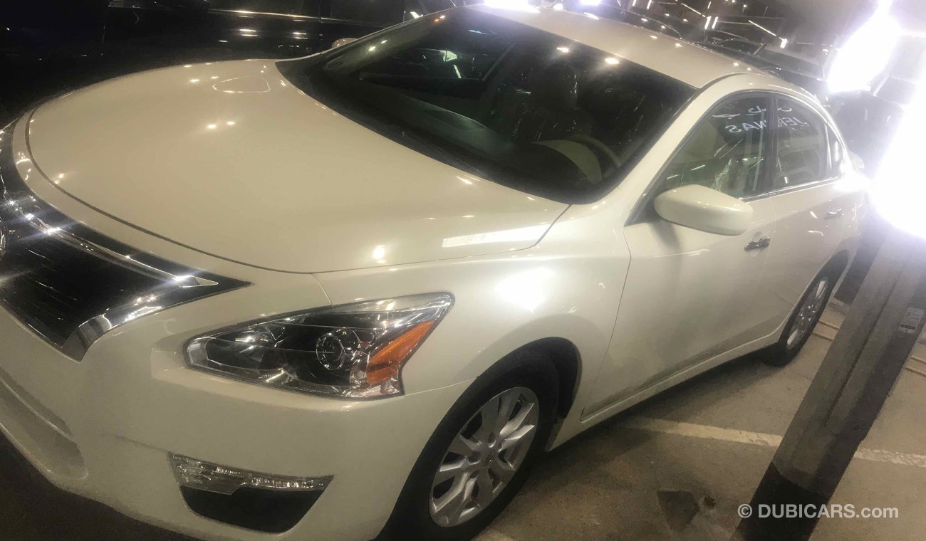 Nissan Altima بيع او مبادله