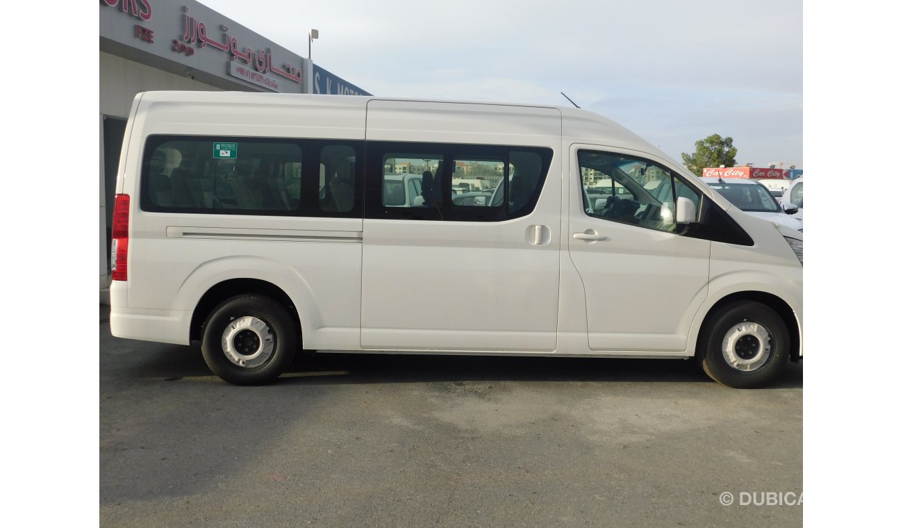 Toyota Hiace HIGH ROOF GL 2.8L DIESEL 13 SEATER BUS AUTOMATIC TRANSMISSION(ONLY ON SAHARA MOTORS)