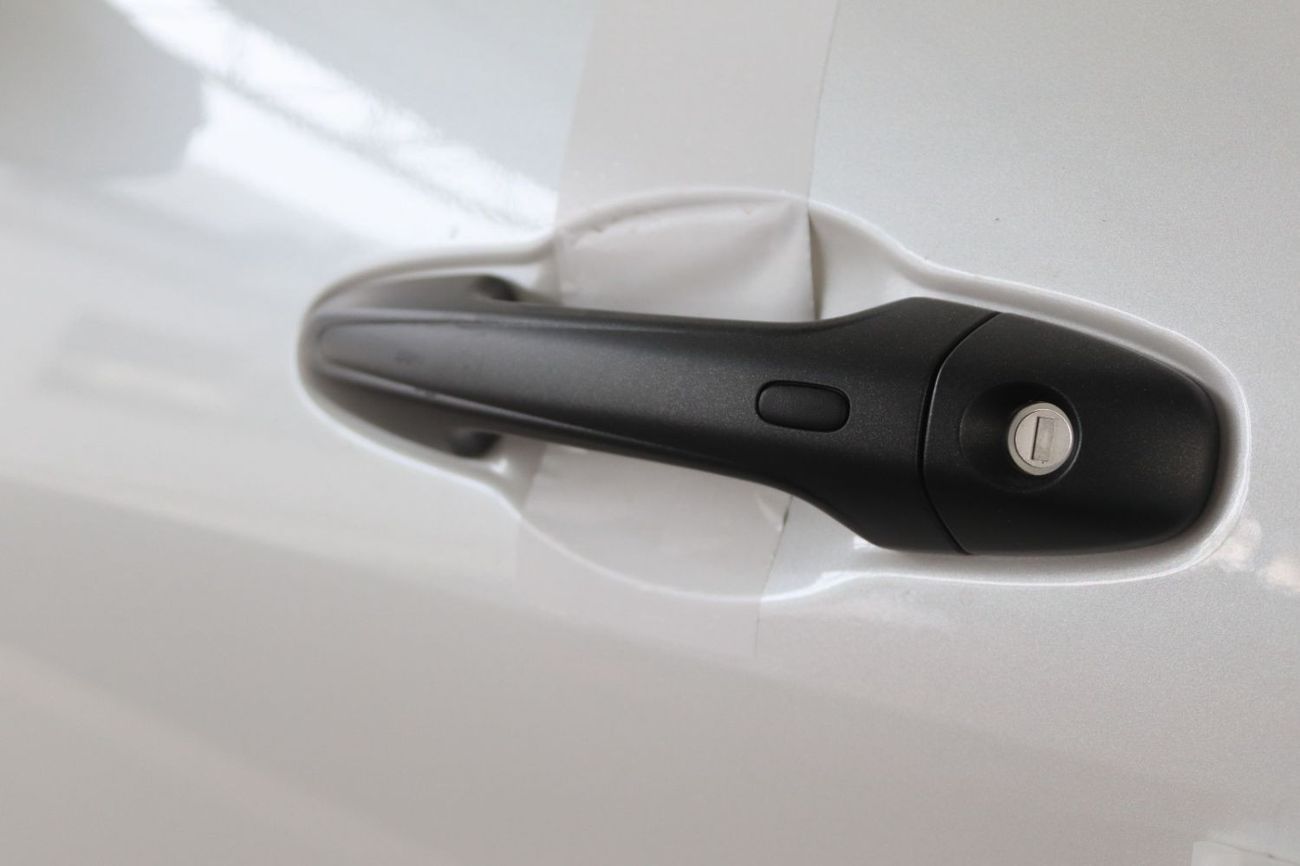 تويوتا هيلوكس 4.0 V6 **EXPORT ONLY**التصدير فقط خارج الخليج***