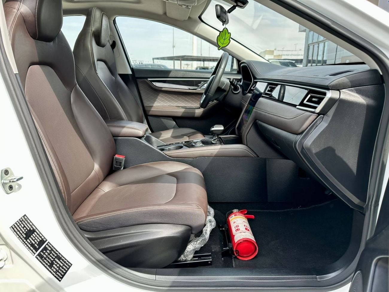 جاك J7 560-Monthly l GCC l 1.5T, Sunroof, Leather l Warranty