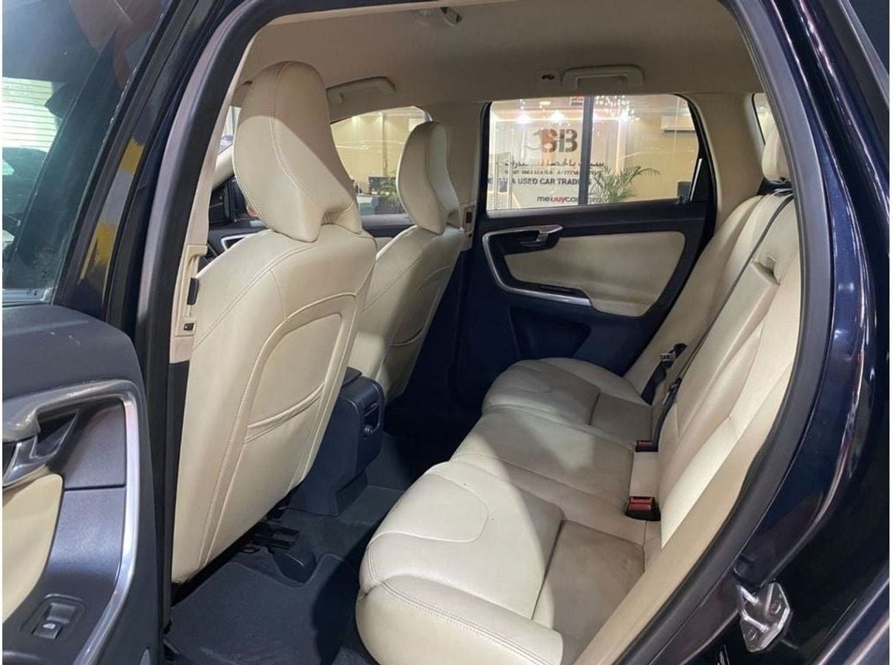 فولفو XC 60 Comfort 2.0L Promotion Price | GCC | Certified Pre-owned |