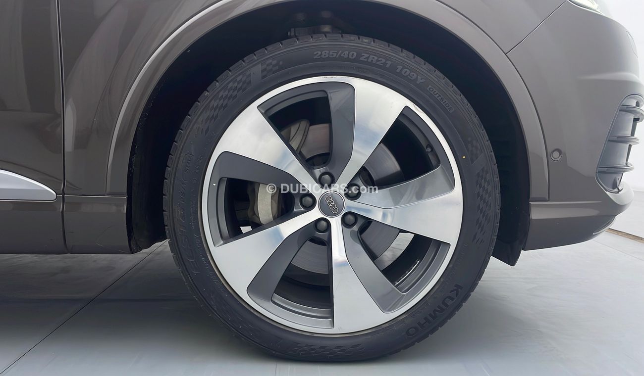 أودي Q7 Audi Q7 3