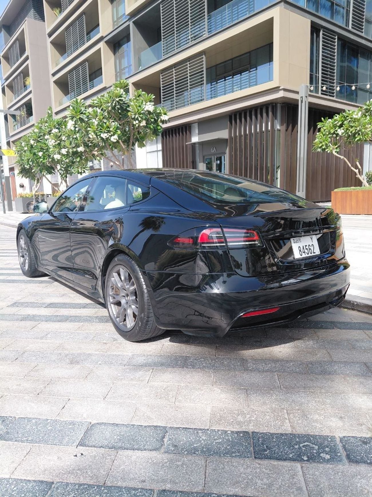Tesla Model S LONG RANGE