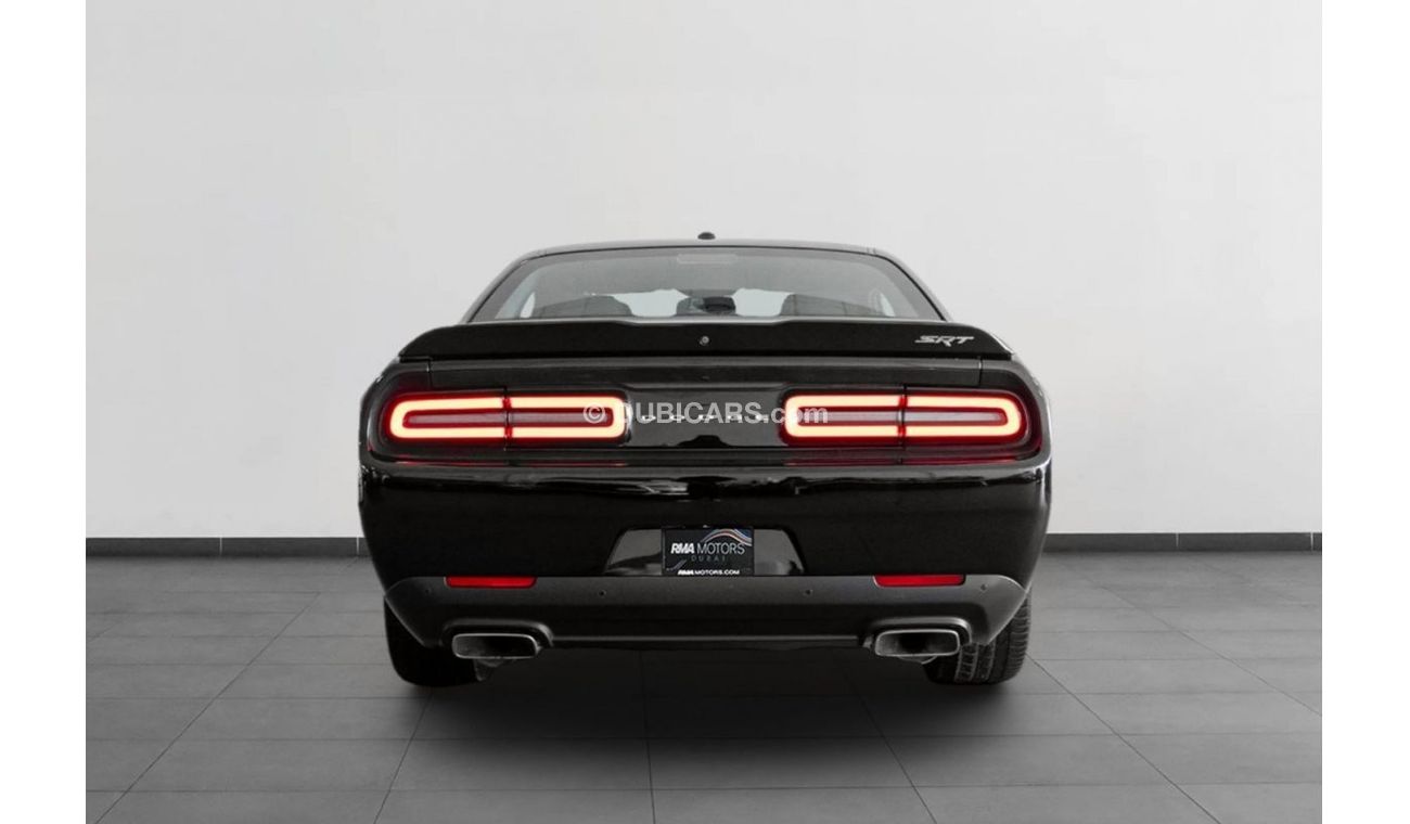 Dodge Challenger 2016 Dodge Challenger SRT 392 / Full-Service History