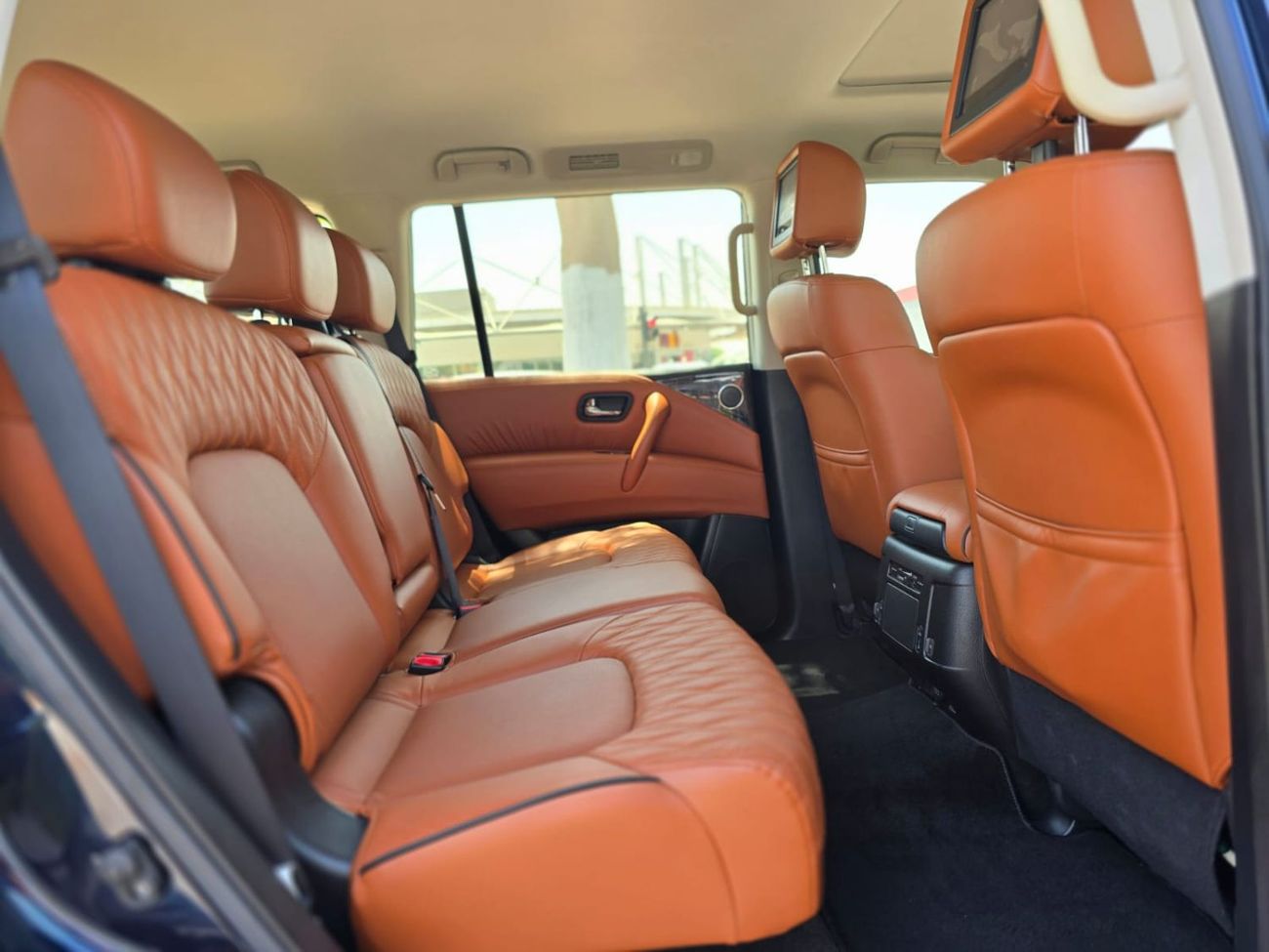 Nissan Patrol SE PLATINUM CITY 2021 GCC VERY LOW MILEAGE SINGLE OWNER IN MINT CONDITION