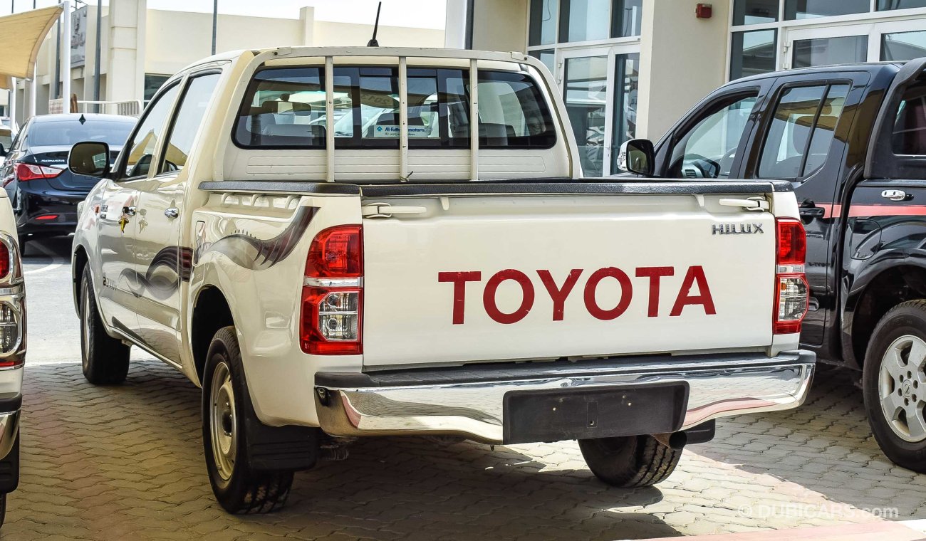 Toyota Hilux 2.7