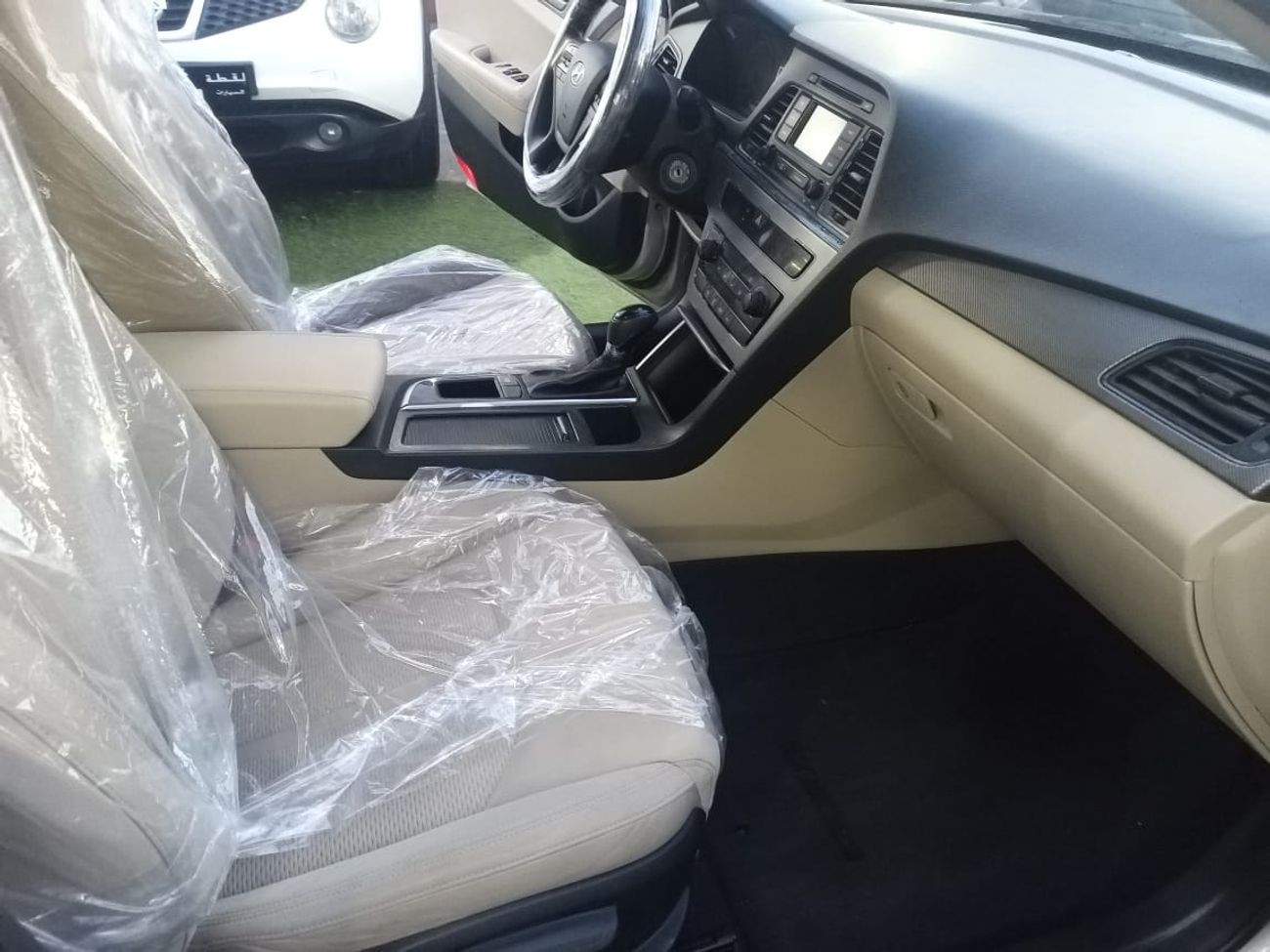 Hyundai Sonata SE 2.4L