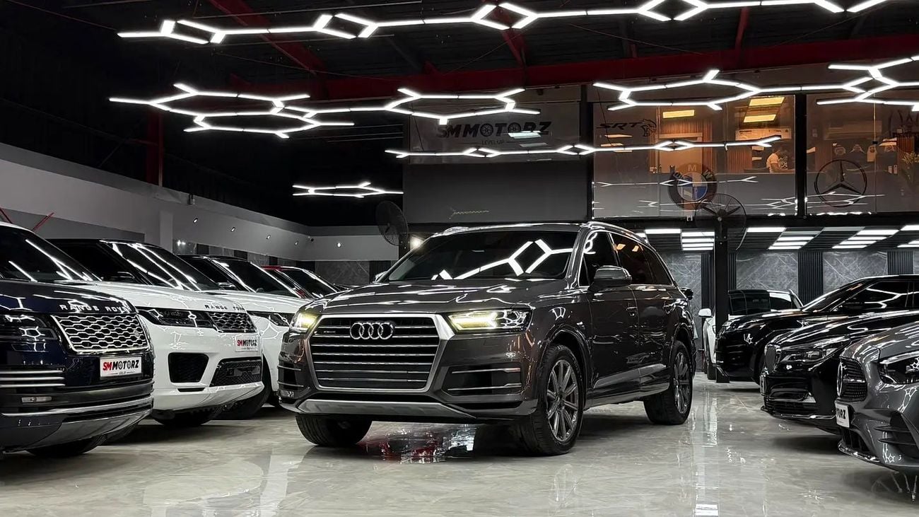 أودي Q7 45 TFSI quattro S-Line Luxury 3.0L