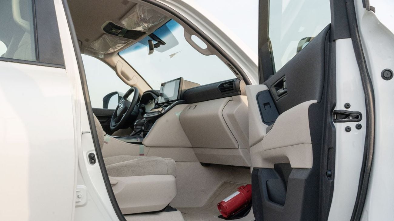 تويوتا لاند كروزر 2026 Toyota Land Cruiser GXR 3.3L AT Diesel (White-Beige) Basic