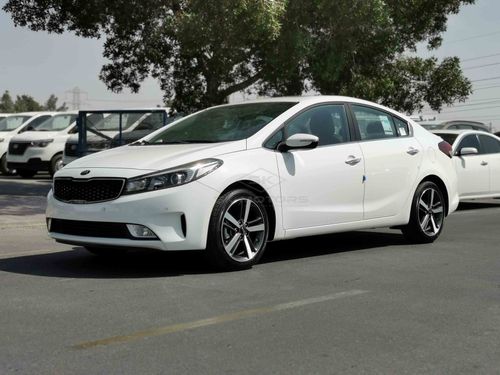 Kia Cerato 2.0L 4CY Petrol, 17" Rims, Driver Memory Seat, DRL LED Headlights, DVD, Power Locks, (CODE # 7955)