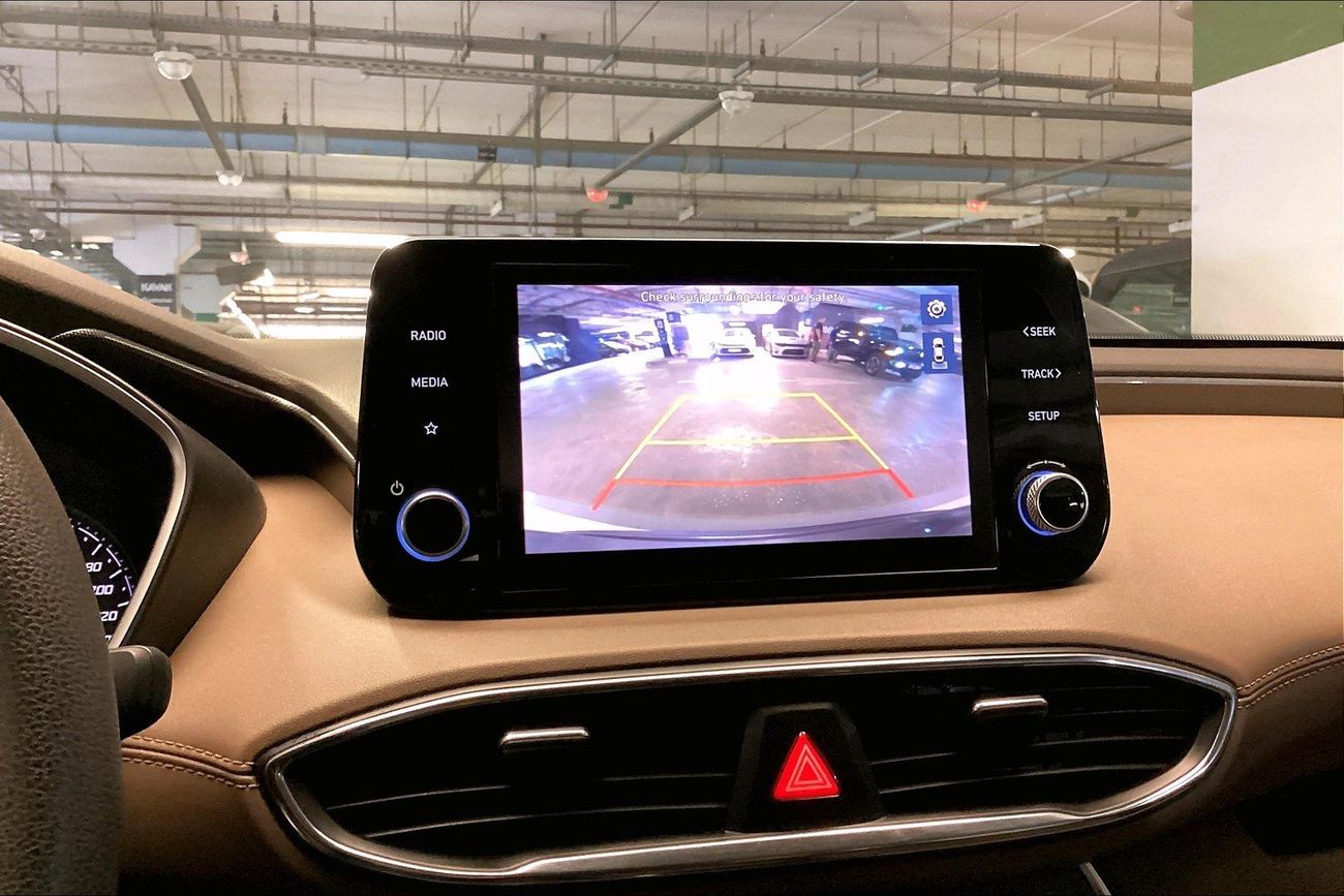 Hyundai Santa Fe Smart | National Day Celebration | Guaranteed Warranty | 0 Down Payment